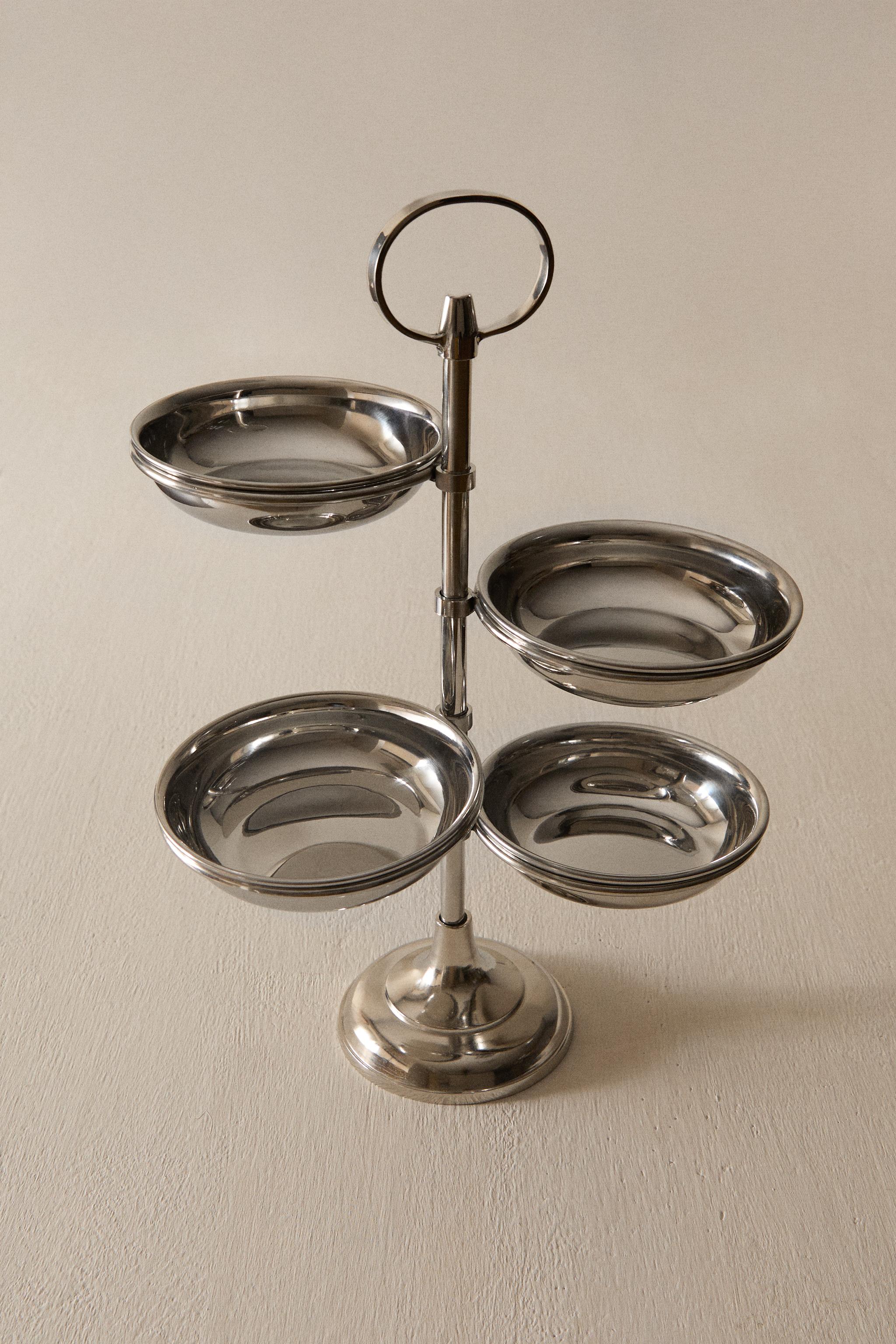 VERTICAL STEEL STAND WITH BOWLS